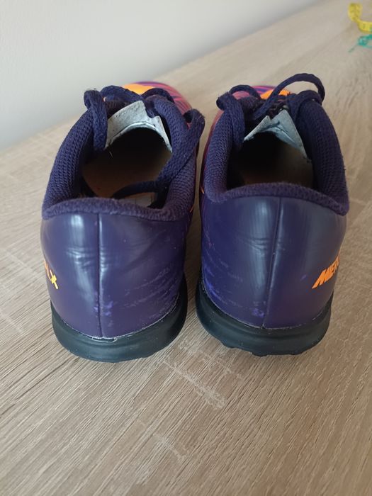 Buty sportowe chłopięce Mercurial roz 35,5