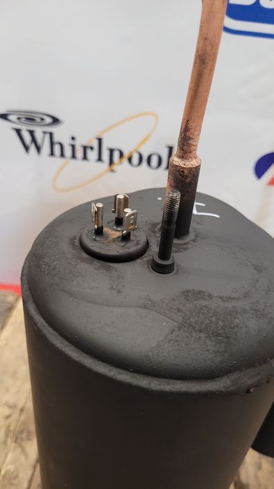 Компрессор від 12-го. Кондіционера.