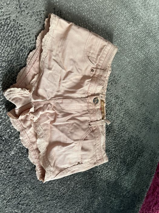 Ktorkie spodenki bershka