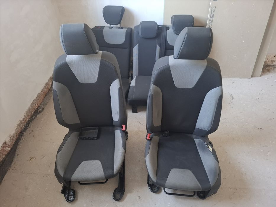 Салон Ford Focus