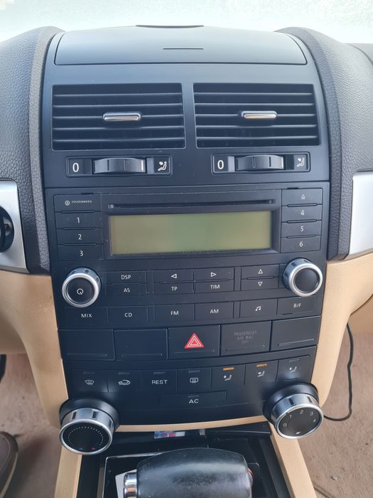 Zmiana starego radia na multimedia z systemem android i akcesoriami