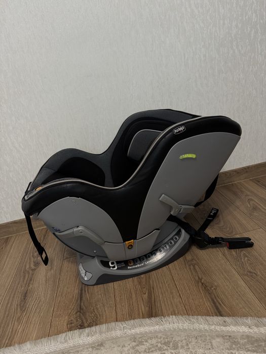 Автокрісло Chicco NextFit Zip 0–29 кг | США | Регулювання нахилу