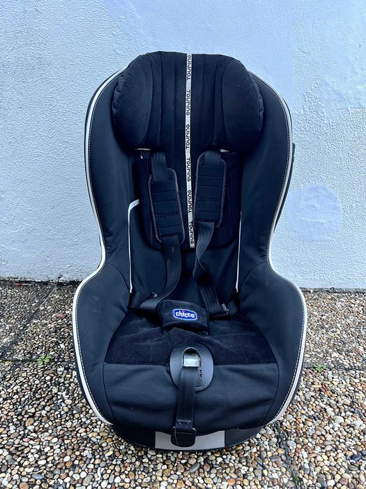 Cadeira bebé Chico para automóvel com ISOFIX 8-18Kg