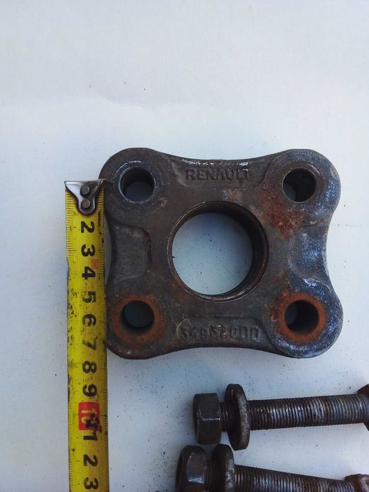 Гайка буксировочного крюка Рено Магнум Премиум.