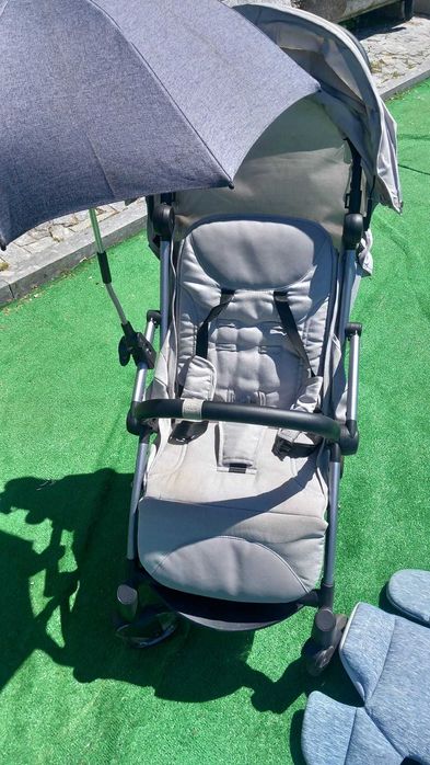 Carrinho Chicco  fecha fácil