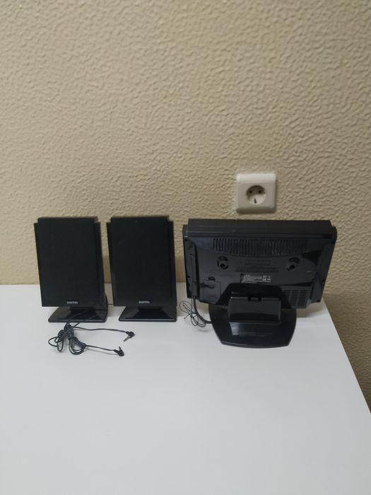 Radio relógio com leitor cd