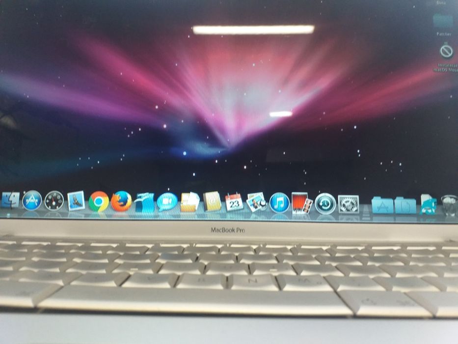 Laptop Macbook Pro 3.1, dysk SSD 240 Gb.