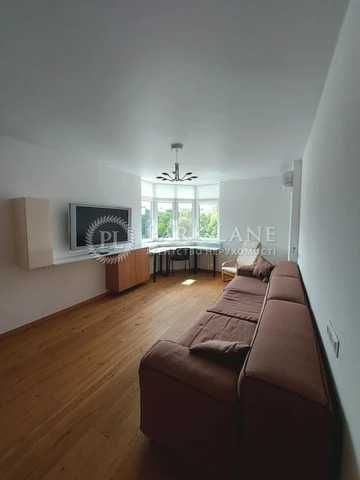 Перемишльська 2г Паркова Вежа Велика 2К кв-ра Паркінг підземний