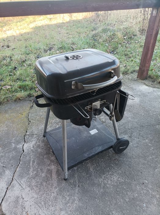 Grill duży.     ..