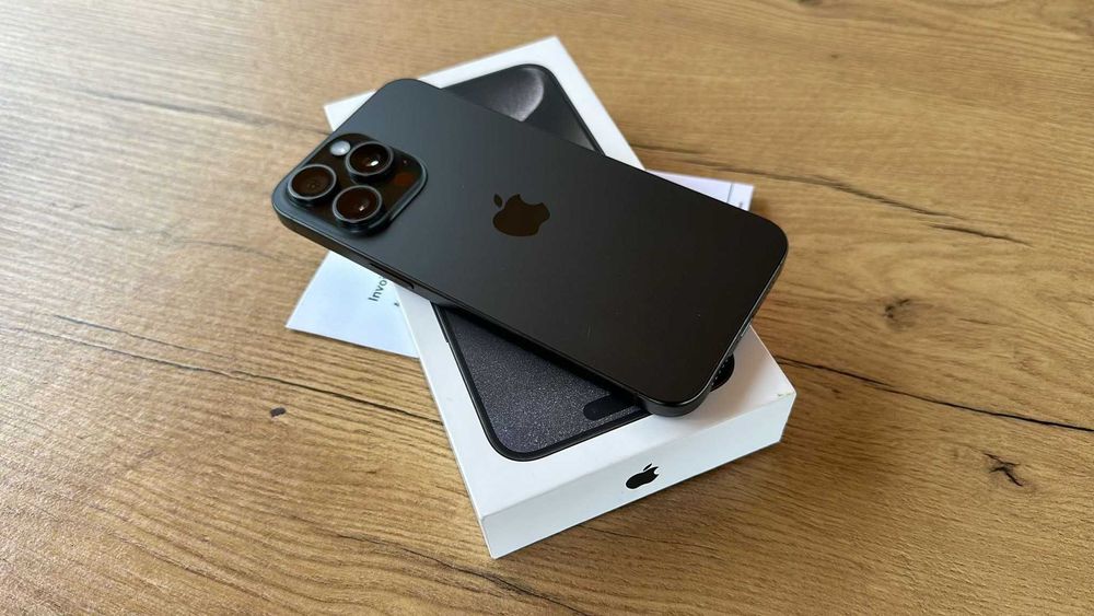 Vendo iPhone 15 Pro 128gb Livre Fatura e Garantia