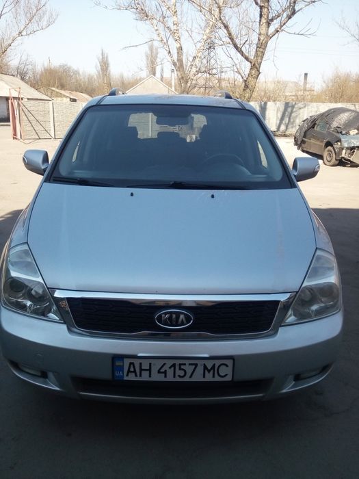 Продам Киа Карнивал