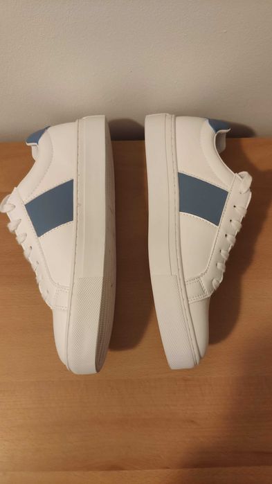Sapatilhas United Colors of Benetton originais *como novas*