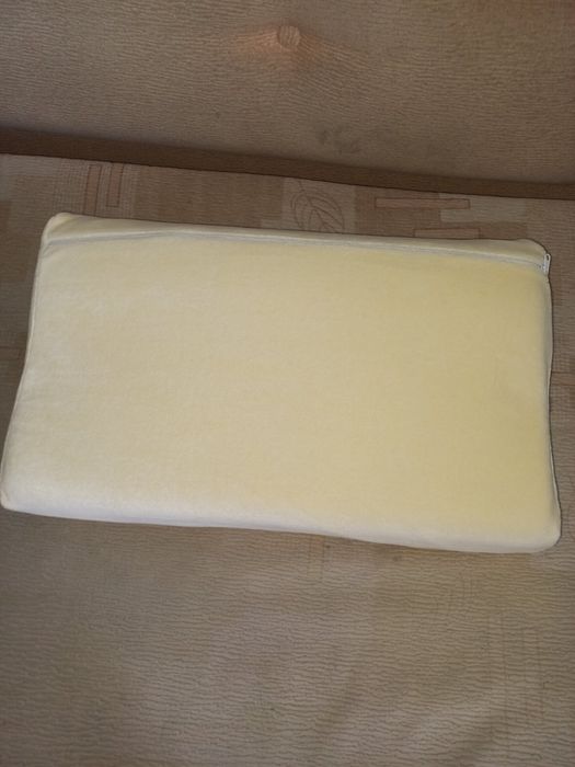 Ортопедична подушка.