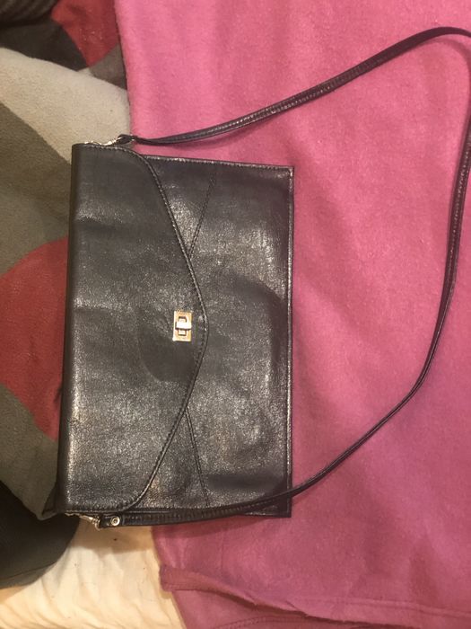 Czarna wizytowa torebka