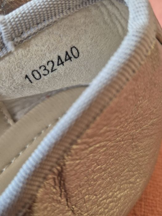 Nowe skórzane balerinki rozmiar 38