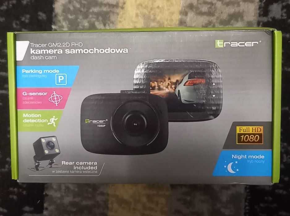 Kamera samochodowa Tracer GM2.2D Full HD i kamera wsteczna w zestawie.