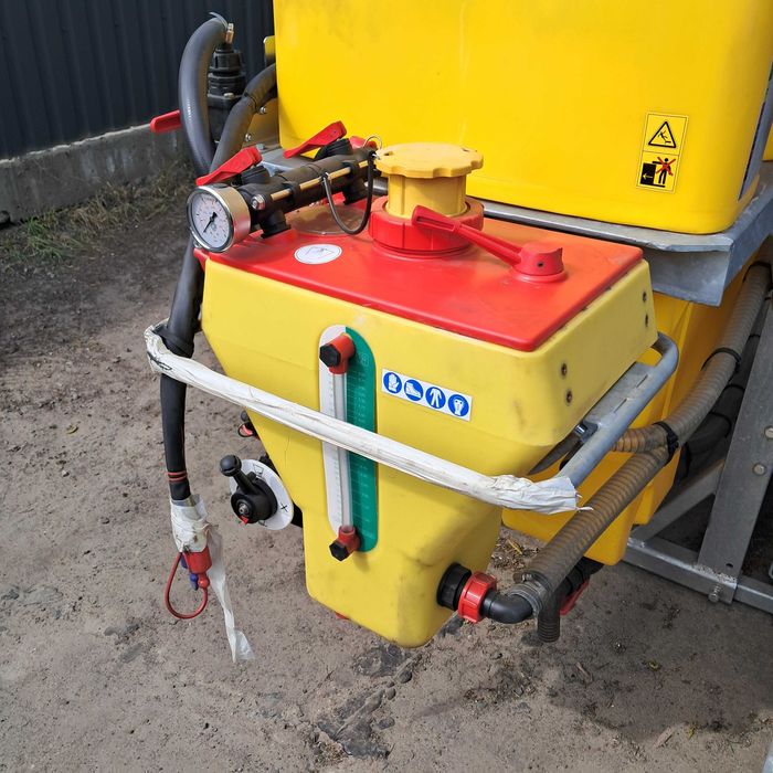 Обприскувач італійський Moccia 1000л 16м + Arag 400S, опрыскиватель
