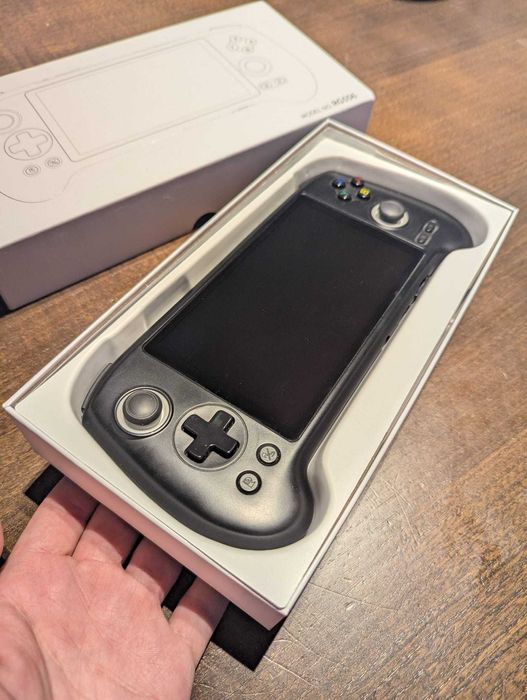 ANBERNIC RG556 - Semi novo