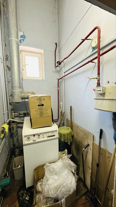Продам коммерческое помещение, 230м2, Центр