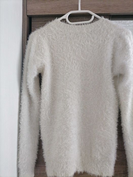 Sweter damski włochaty roz S