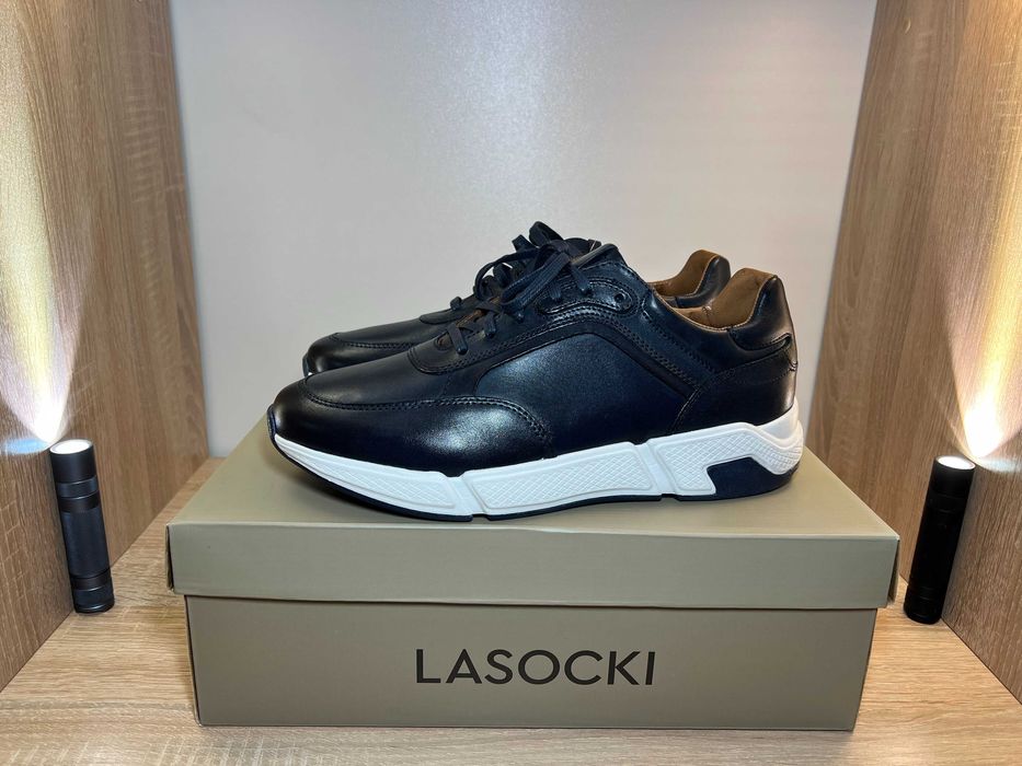 Кроссовки кожаные LASOCKI