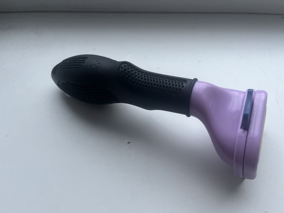 Фурминатор.Сщётка для вычесывания подшорстка