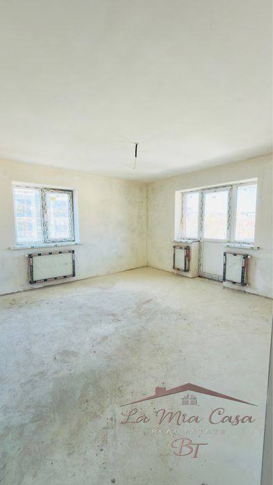 Продаж стильного будинку під ключ , приміська