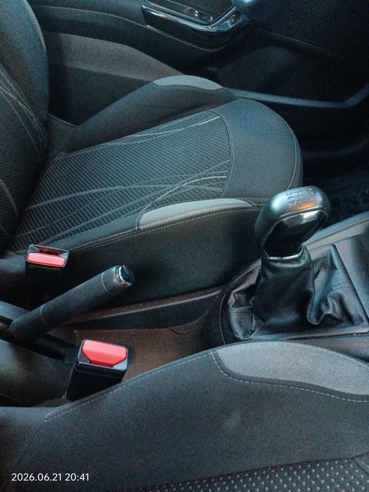 Peugeot 208 2012 rok