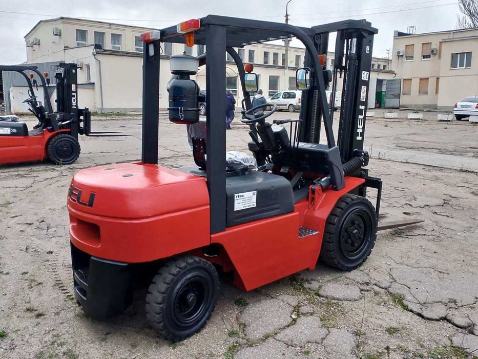 Вилочний навантажувач HELI CPCD30-XC9 К се