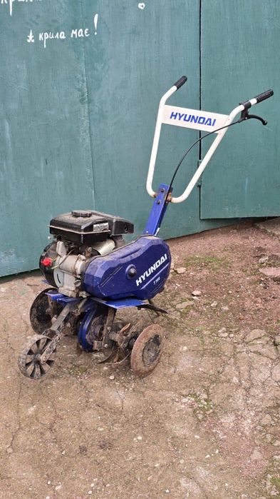 Продам бензиновий культиватор Т500