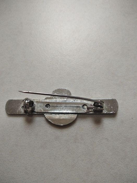 продам набор значков