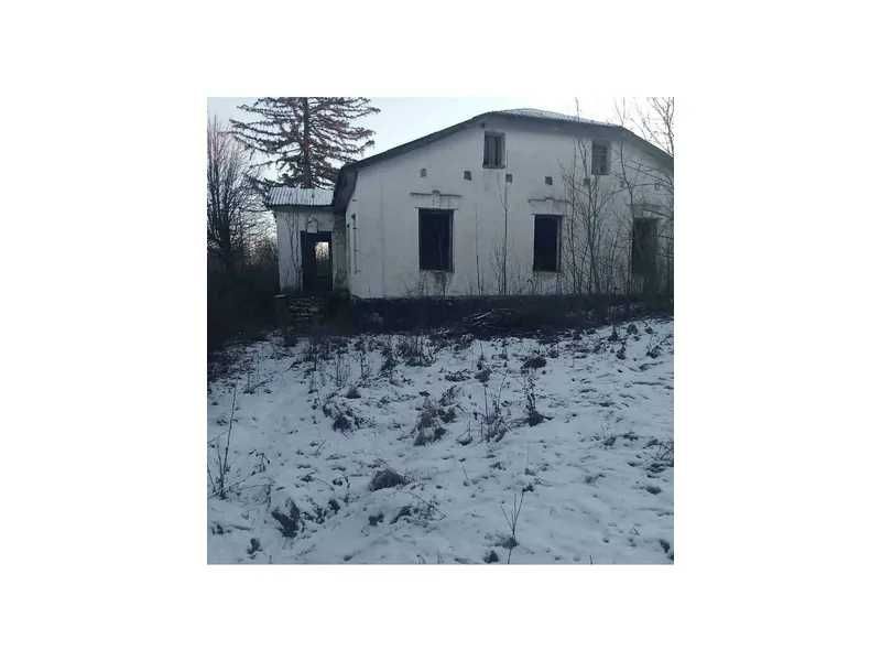 ПРОДАЖ - Нежитлова будівля, площею 200,9 кв. м. с. Лучинець