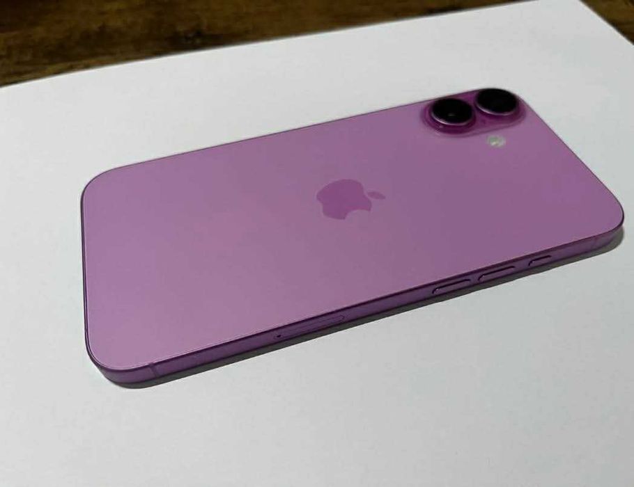 iPhone 16 128gb różowy