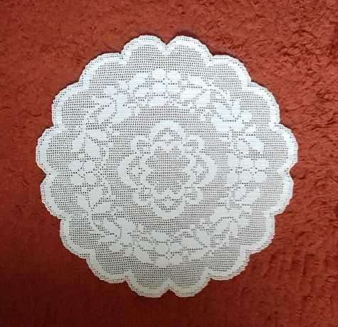 Кругла серветка гачком