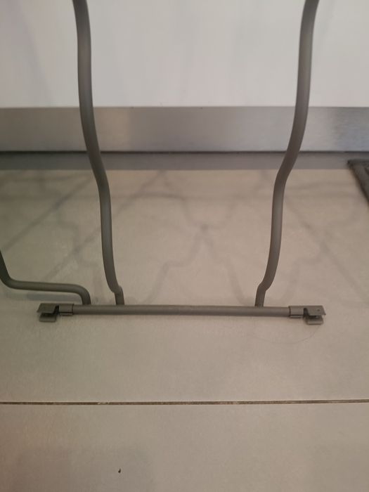 Prateleiras garrafeira IKEA