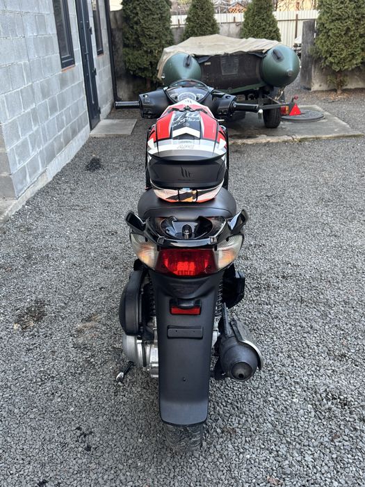 Продам Hondy SH 150 i