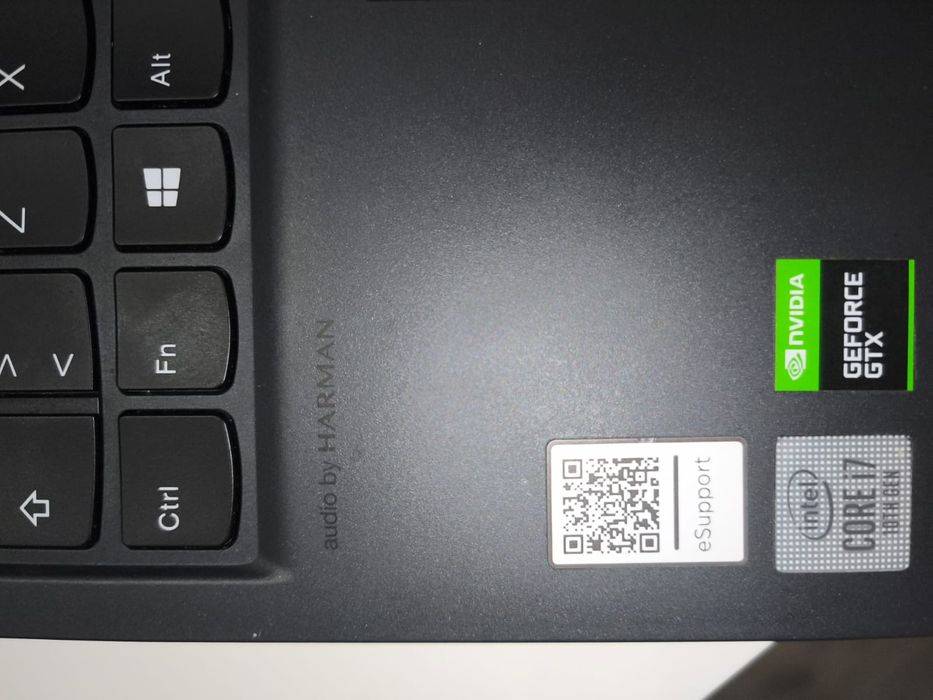 Portátil Gaming Lenovo Legion 5 15" FHD 144Hz | i7-10750H | 16GB RAM | GTX 1650 Ti | 512GB SSD