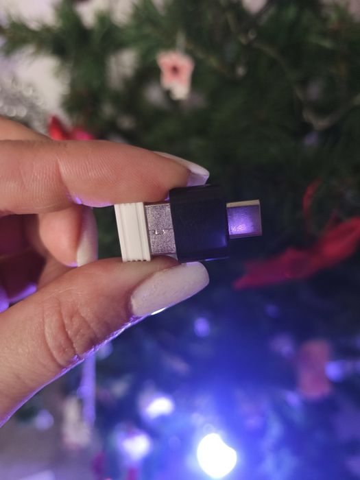 Клавіатура з мишкою до телефону або планшета