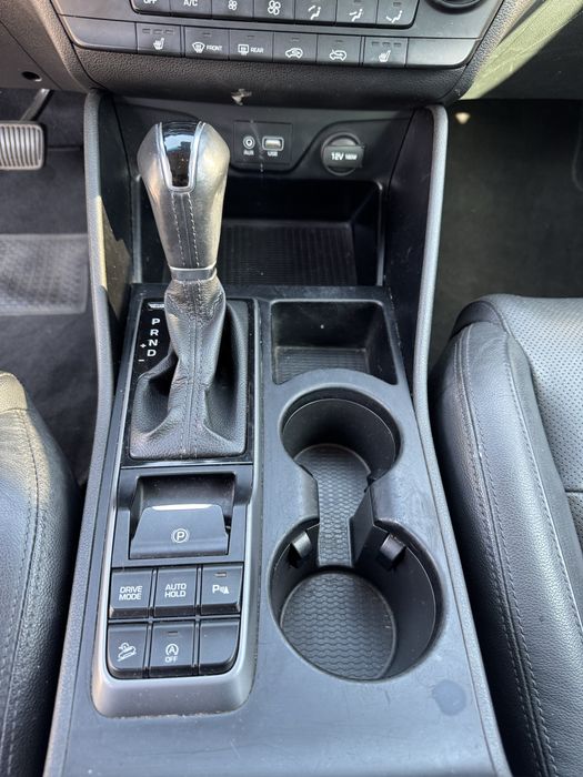 Hyundai Tucson 1.7 CRDi Premium – Caixa Automática | 2016 | 160.000 km