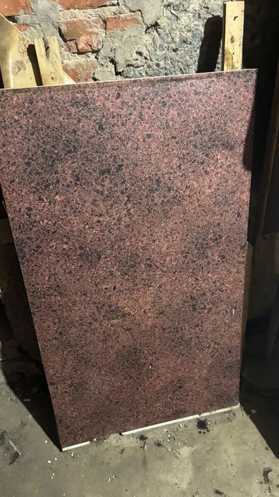 Продаю стільниці б/у, матеріал ламінована / штучна поверхня).