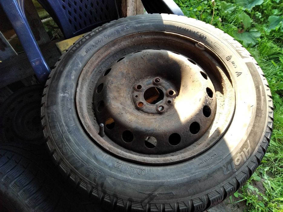 Колеса(дискиR15)+ковпаки  на нові Добло Комбо Фіат 500 від 2010р