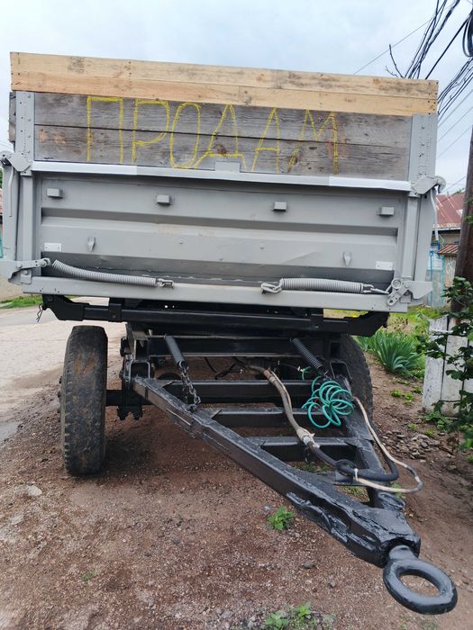 тракторный прицеп 2ПТС6