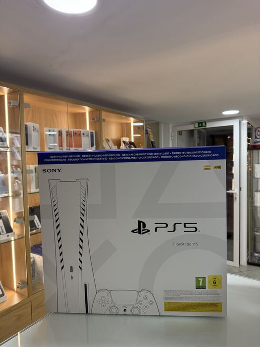 PLAYSTATION 5 STANDARD