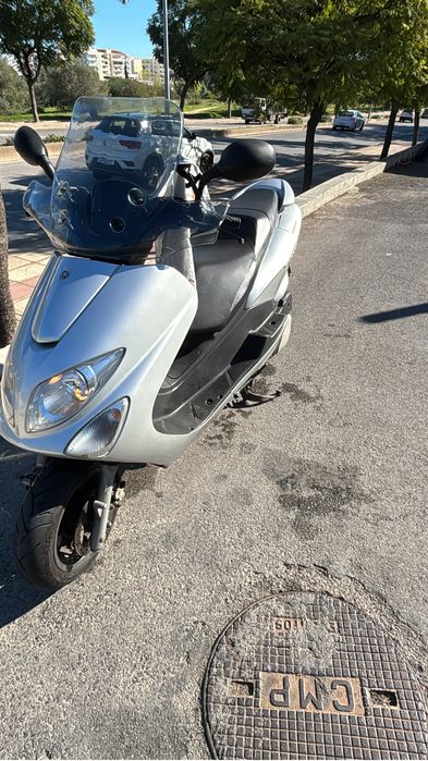 Yamaha majisty good condition