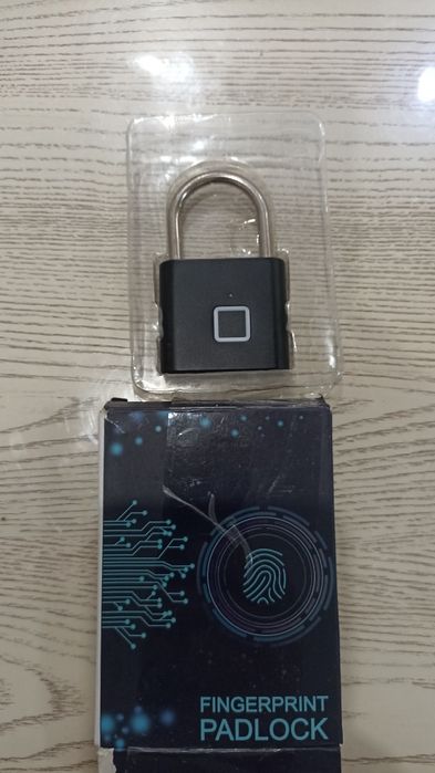 Навісний замок на відбиток пальця