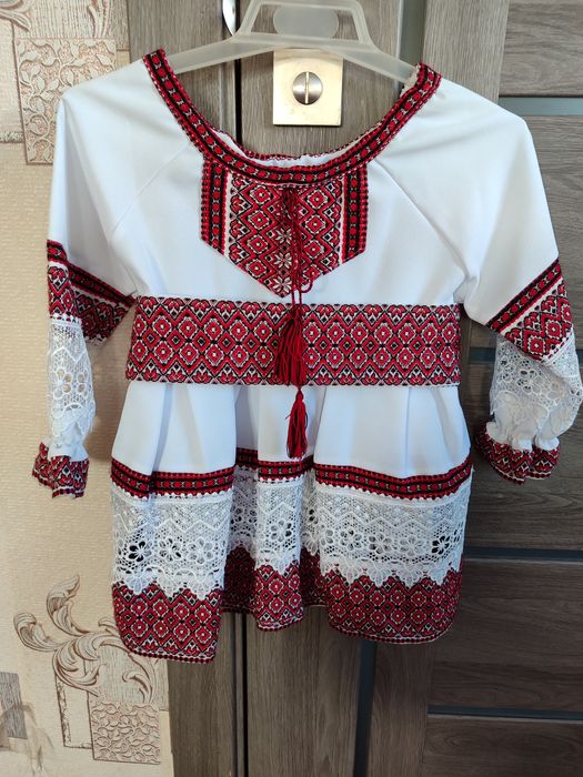 Нарядна сукня вишиванка