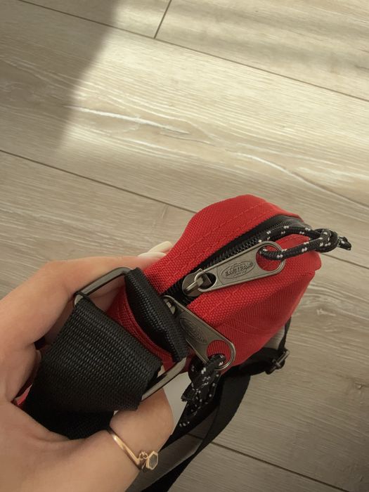 Месенджер  Eastpak / месенджер істпак