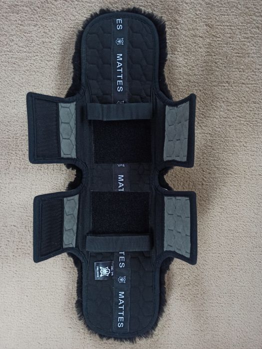 Futro na popręg firmy Mattes 55cm, pokrowiec