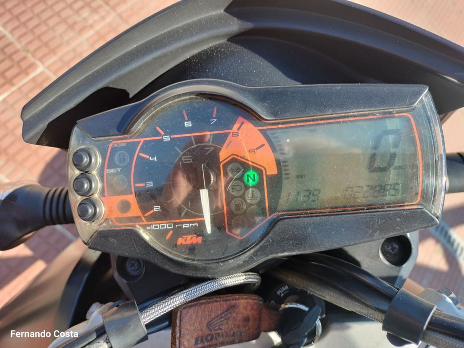 KTM 690 Prestige – LC4 | Potência, diversão e carácter