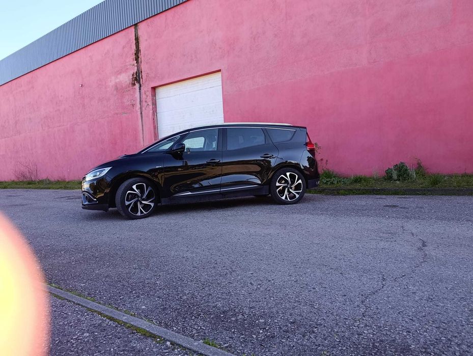 Renault Grand Scénic 1.6 dCi Bose Edition – 7 Lugares